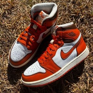 CLEAN Air Jordan 1 High size 7 Womens OG Orange Starfish shoes